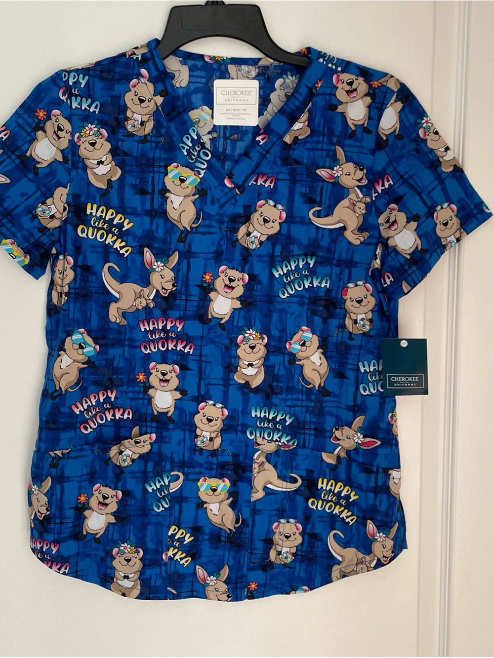 Happy As A Quokka Cherokee Scrubs V Neck Top size XS NWT